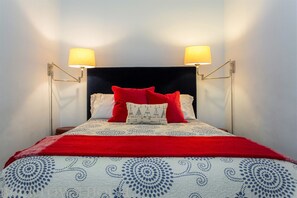 4 slaapkamers, een strijkplank/strijkijzer, wifi, beddengoed