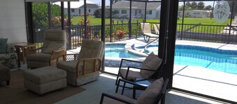 3 Miles from Beach! Beautiful Canal Home, 3 Bed/3 Bath, heated pool and spa