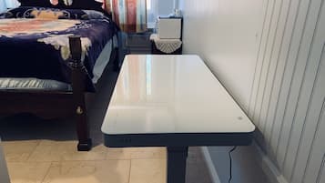 1 habitación, wifi y ropa de cama