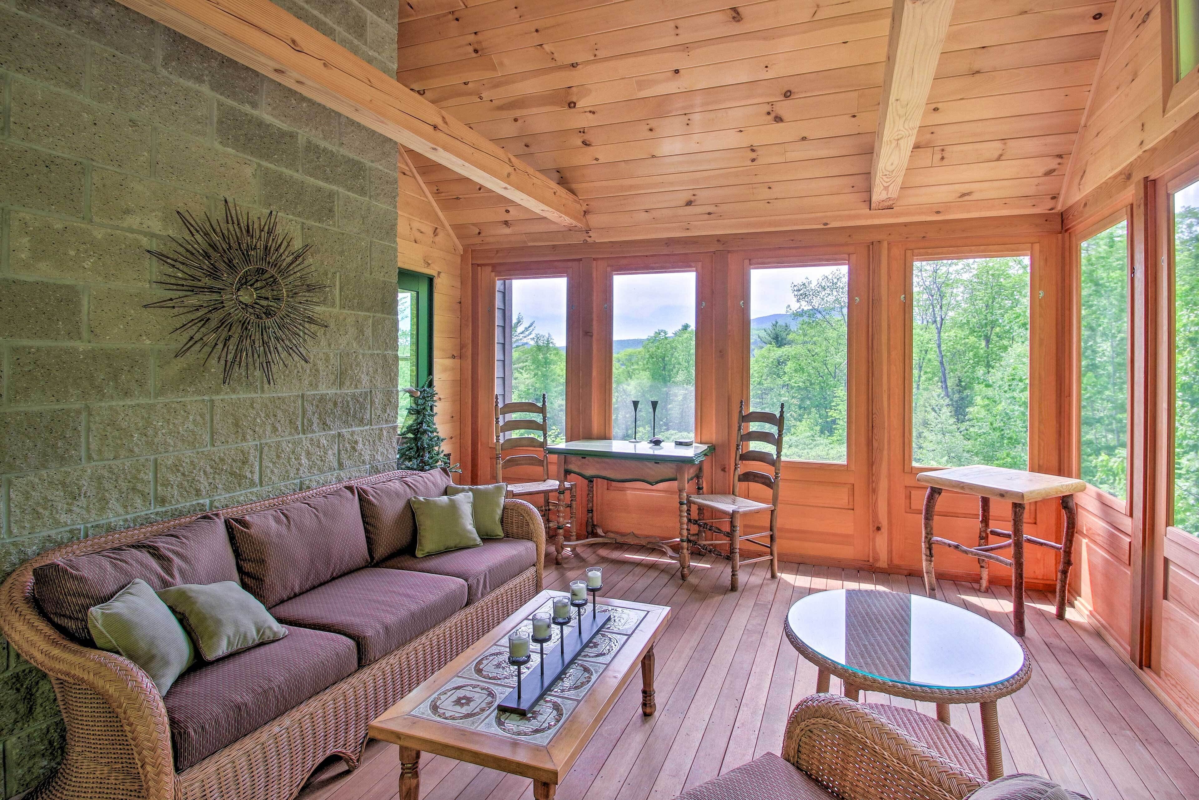 Home w/ Fire Pit, 7 Mi to Attitash Mtn Resort