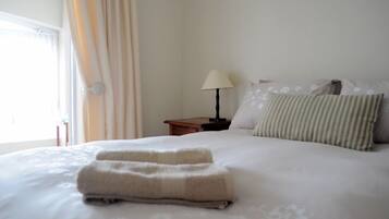 2 bedrooms, iron/ironing board, cots/infant beds, bed sheets