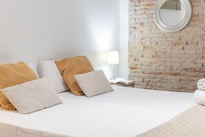 2 Schlafzimmer, Zimmersafe, Bügeleisen/Bügelbrett, kostenloses WLAN