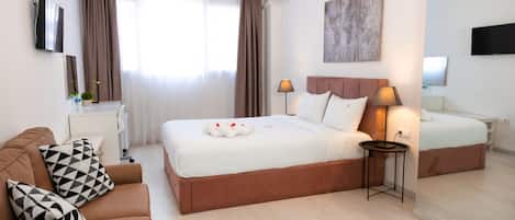 Literie de qualité supérieure, rideaux occultants, chambres insonorisées