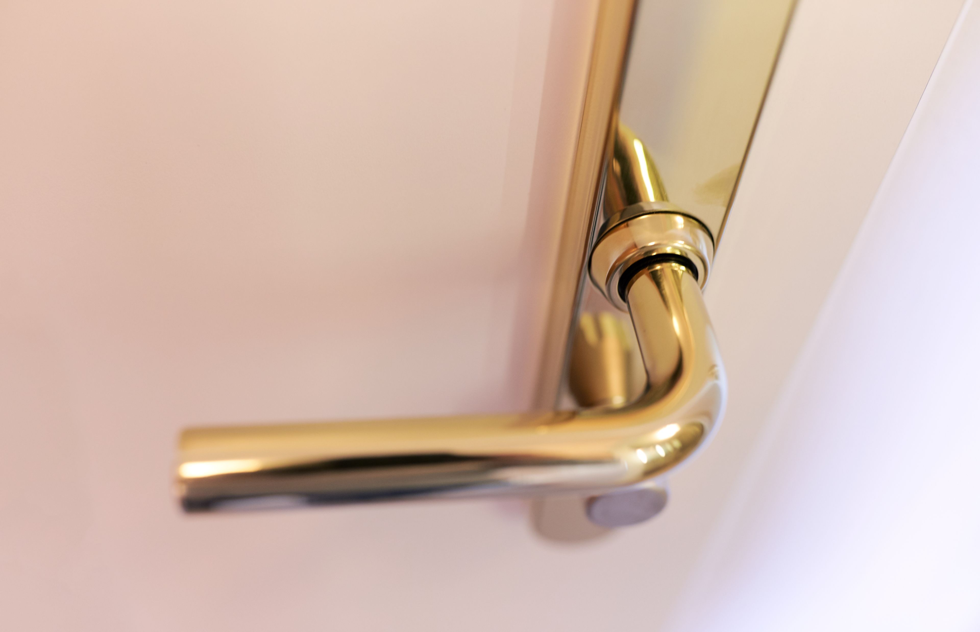 premium bedding, down duvets, minibar, in-room safe