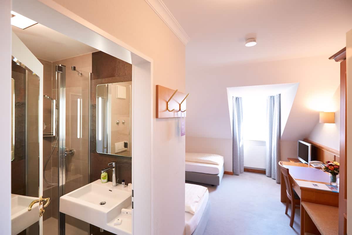 standard double or twin room | premium bedding, down duvets, minibar, in-room safe