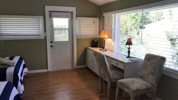 1 間睡房、熨斗/熨衫板、Wi-Fi、床單