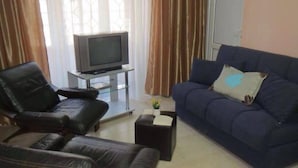 Iron/ironing board (on request), free WiFi, bed sheets - Meidani (Tbilisi)