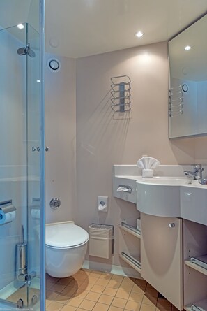 Shower, free toiletries, hair dryer, towels