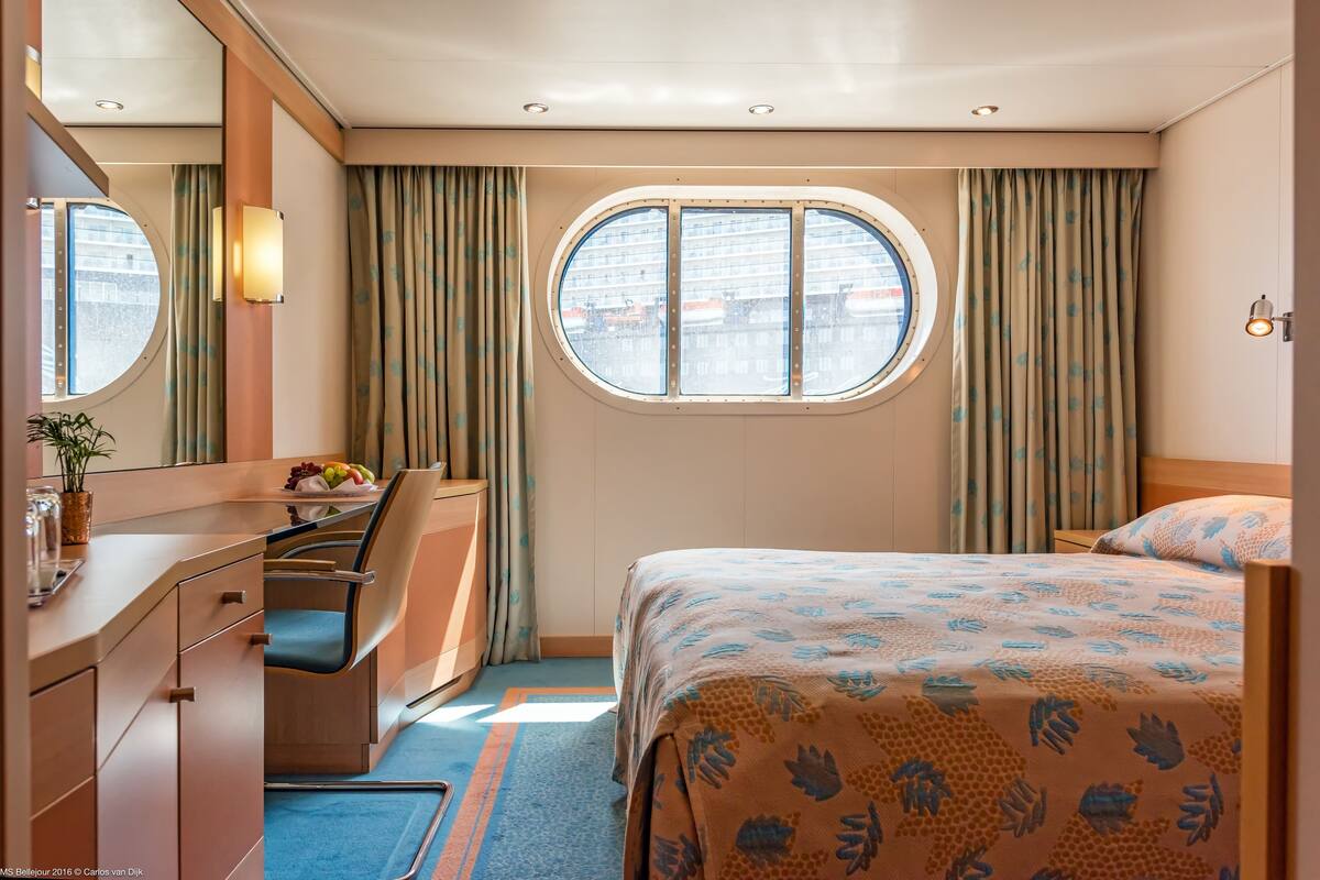 In-room safe, desk, laptop workspace, blackout curtains