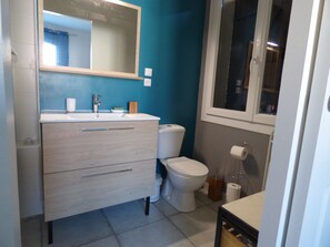 Chambre Double | Salle de bain