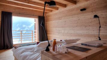 Superior Double Room (Vouadjères) | Premium bedding, pillowtop beds, individually decorated