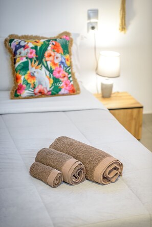 Departamento Deluxe, 1 habitación | Ropa de cama de alta calidad, edredón y camas con pillow-top