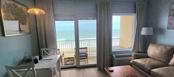 North Beach just a few feet away 