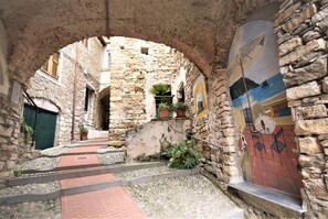 Exterior - The Old Ship (Costarainera)