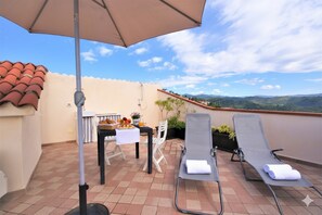 Apartment, 1 Bedroom | Terrace/patio