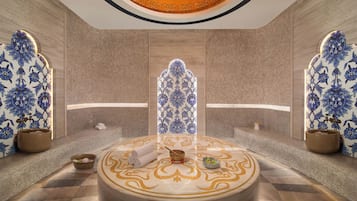 Couples treatment room(s), body treatments, deep-tissue massages