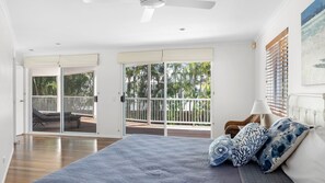 5 dormitorios, tabla de planchar con plancha, wifi gratis y ropa de cama