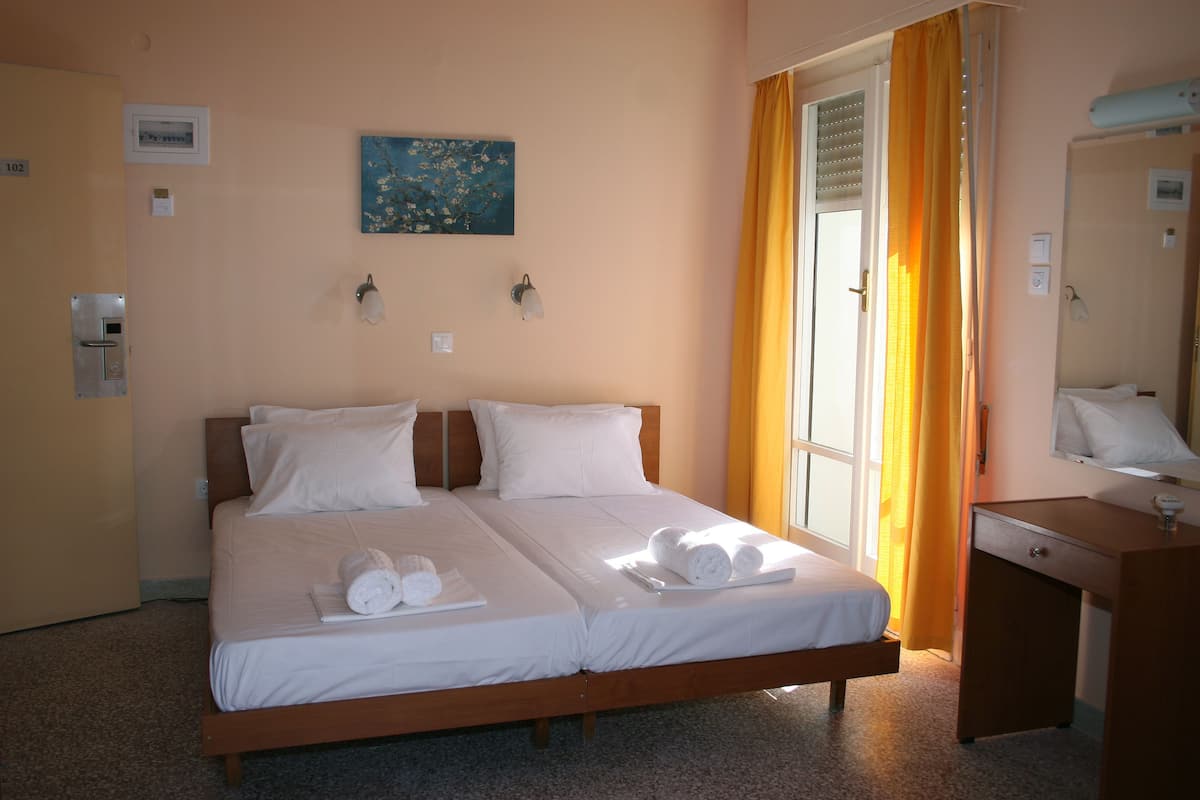 Blackout curtains, iron/ironing board, free WiFi, bed sheets