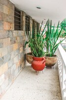 小型四人房, 2 张大床, 阳台 | 阳台景观