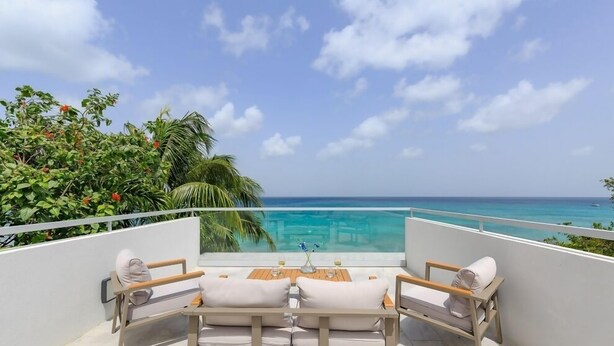 Balcony - Villa Imagine (Prospect)