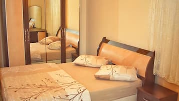 Rollaway beds, free WiFi