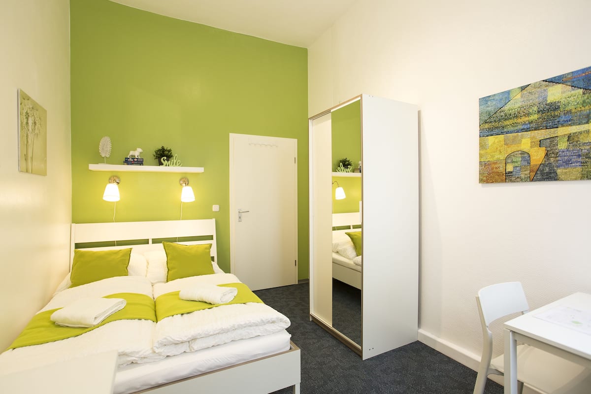 Double Room, Shared Bathroom (Berlin)