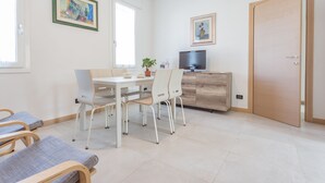 Apartment, 2 Bedrooms | Living area - Vicenza - Via Marocco (Vicenza)