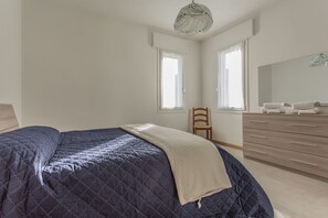 Appartamento, 2 camere da letto | Wi-Fi gratuito, lenzuola