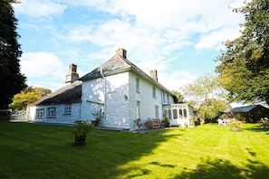 Exterior - Tregarland Farm (Looe)