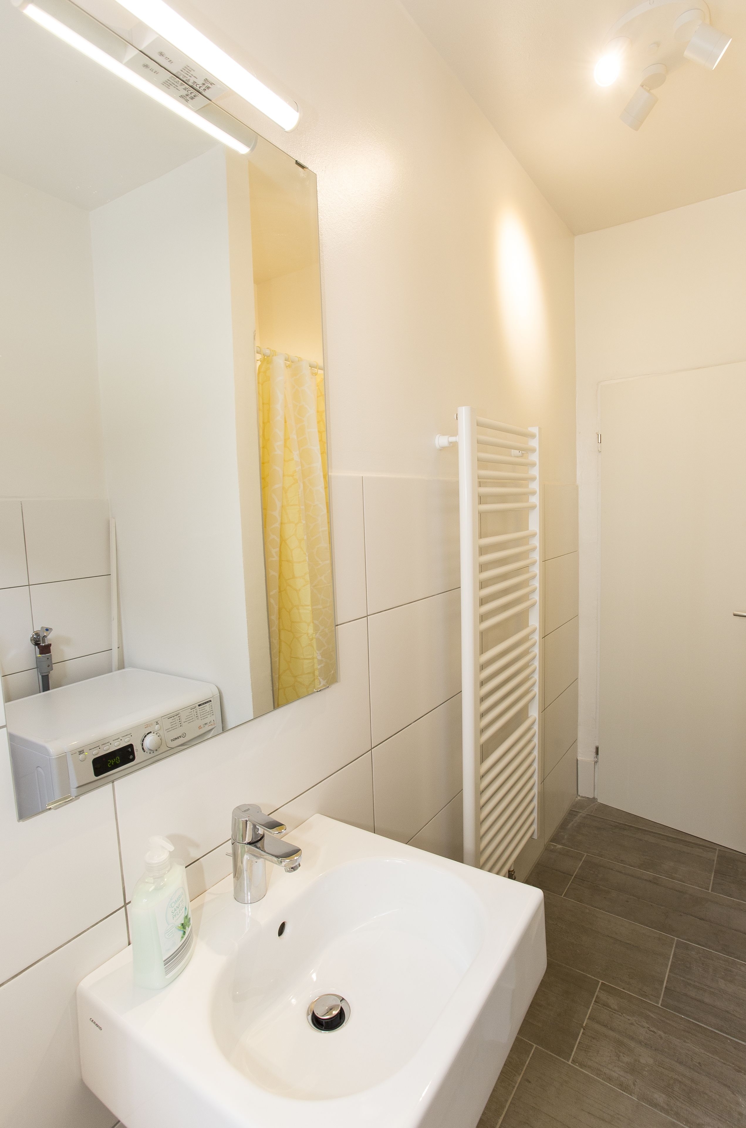 Apartment | Badezimmer