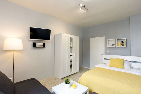 Apartment | 2 Schlafzimmer, Schreibtisch, Bügeleisen/Bügelbrett, Reisekinderbett