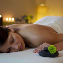 Phòng tắm hơi, trị liệu toàn thân, liệu pháp hương thơm