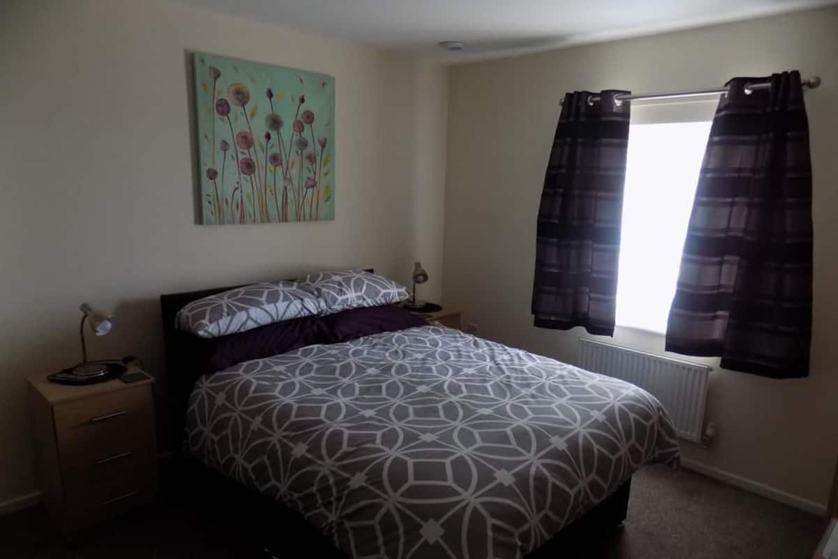 Double Room, Shared Bathroom (2) | Iron/ironing board (on request), cribs (free), WiFi (free)