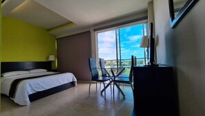 Single Room | Blackout drapes, iron/ironing board, WiFi (free), bed sheets