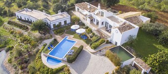 Casa Serena | 6 Bedrooms | Country House |  Estoi