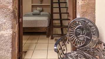 Caja de seguridad en la habitación, escritorio y insonorización