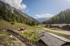 Property grounds - Alpenhotel Schlickeralm (Telfes im Stubai)