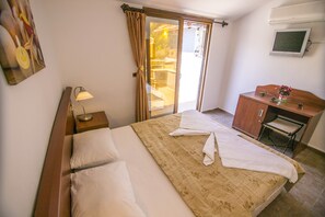 Classic Twin Room | Soundproofing, bed sheets, wheelchair access - Dalyan Yagmur Hotel (Ortaca)