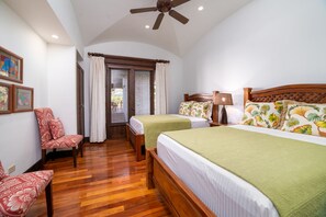 Villa, Multiple Bedrooms | In-room safe, free WiFi, bed sheets - Casa Costa Blanca (Santa Cruz)