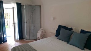 Double Room | 1 bedroom, minibar, in-room safe, iron/ironing board - Casa Amorino (Minori)