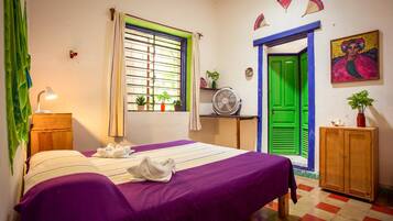 H1 AC Double Room Ensuite