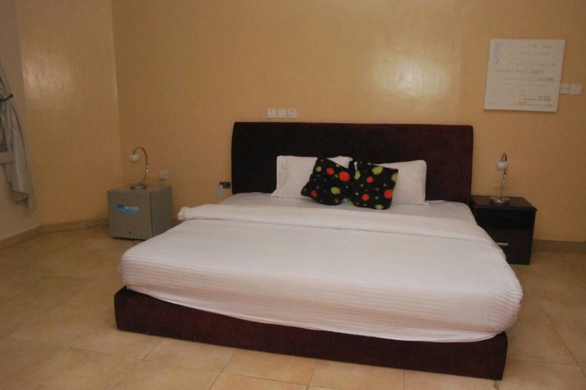 In-room safe, desk, laptop workspace, blackout curtains