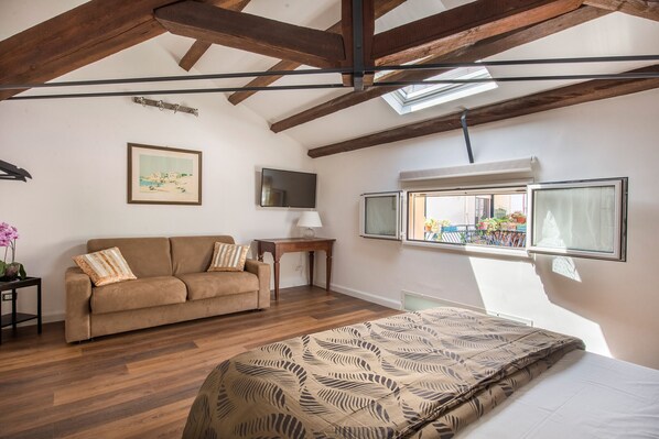 1 bedroom, free WiFi, bed sheets