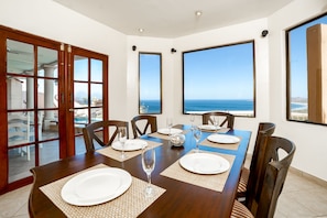 Daily local cuisine breakfast (USD 25 per person)