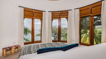 Villa, 5 Bedrooms | 5 bedrooms, in-room safe, free WiFi, bed sheets