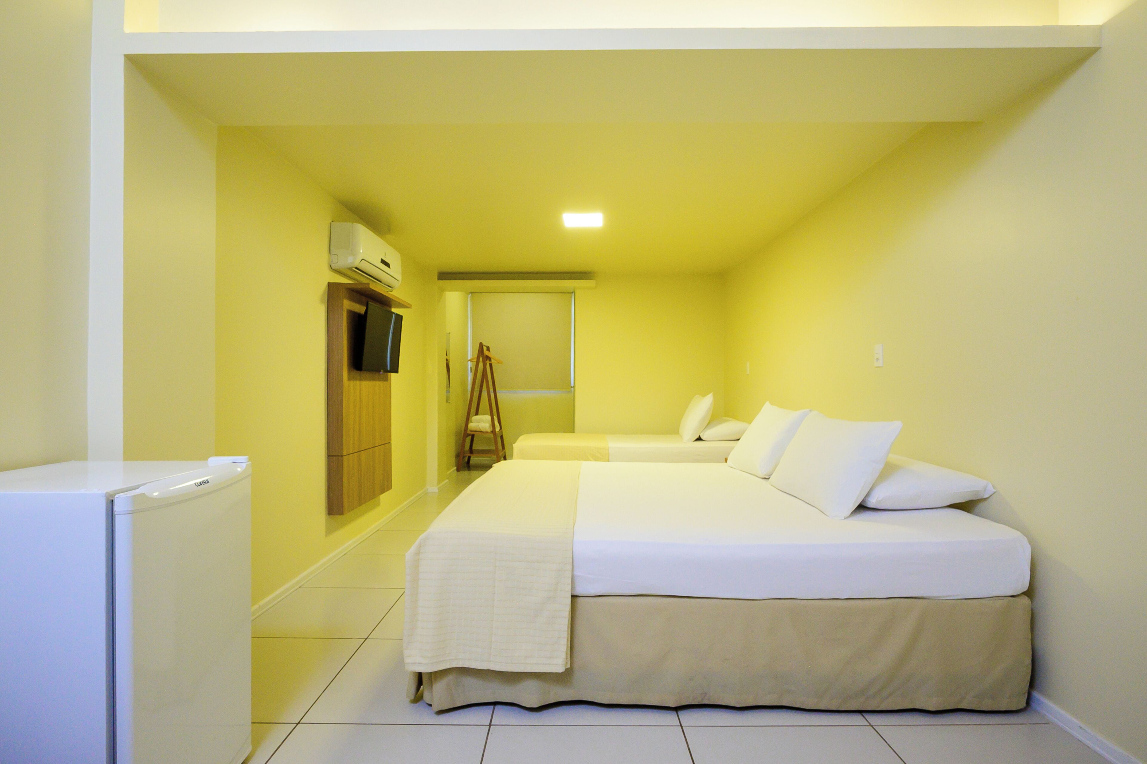 Superior Triple Room (Twin) | Minibar, desk, free cots/infant beds, free WiFi