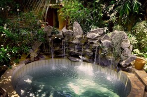 Public bath - Keryvonne (Lomé)