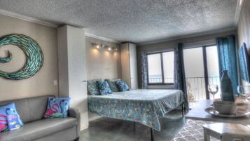 Condo | 1 bedroom, iron/ironing board, free WiFi