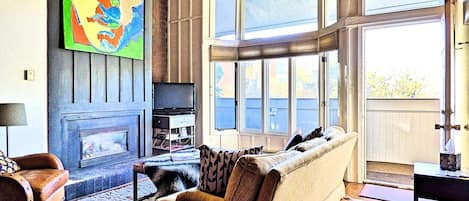 Condo | Living room | TV, fireplace, DVD player