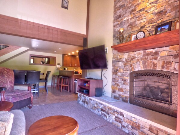 Condo | Living room | TV, fireplace, DVD player